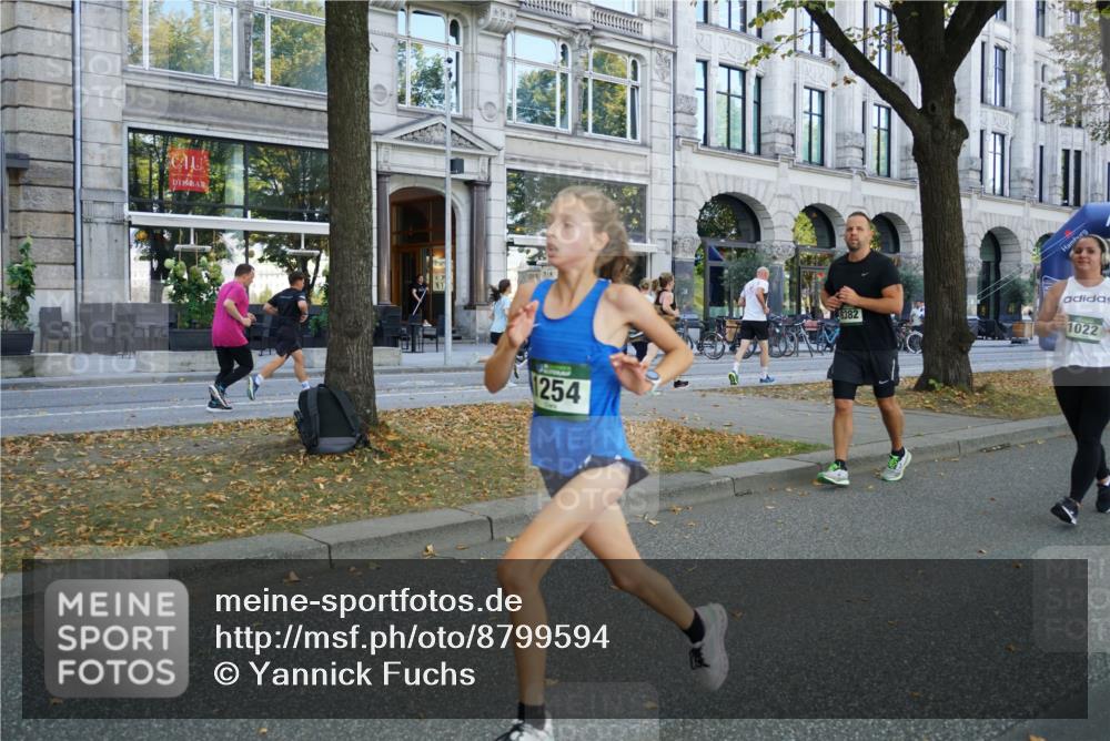 07.09.2025 - BARMER Alsterlauf Yannick Fuchs http://msf.ph/oto/8799594 07.09.2025 11:47:42 Laufen 1254, 8382, 1022 meine-sportfotos.de