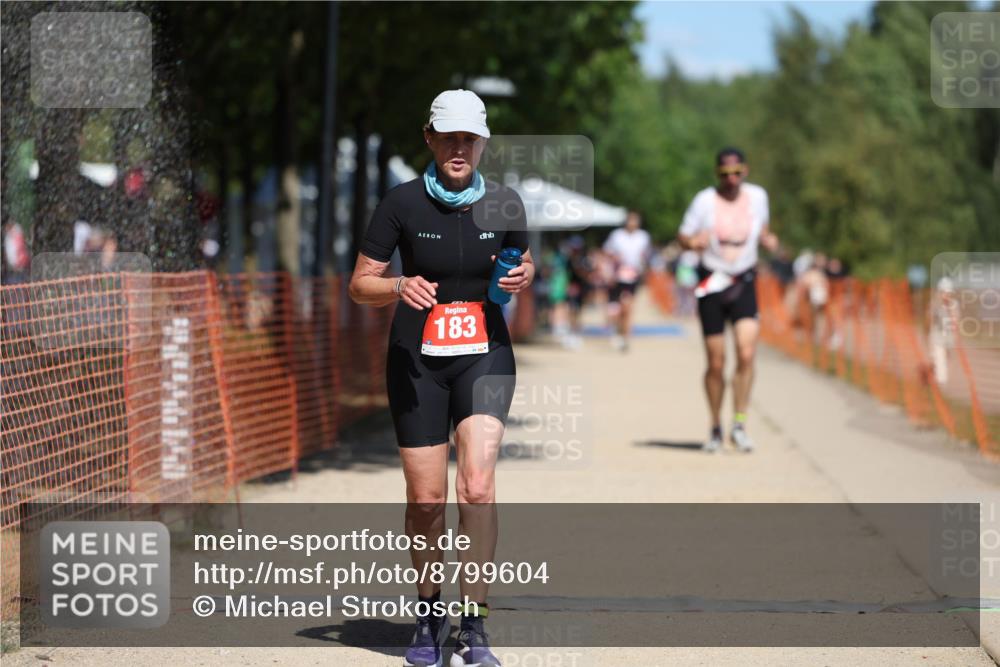07.09.2025 - 19. Norderstedt Triathlon Michael Strokosch http://msf.ph/oto/8799604 07.09.2025 13:07:10 Laufen 183, 187 meine-sportfotos.de