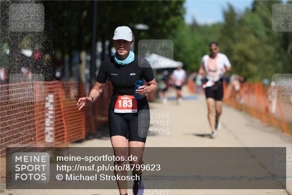 07.09.2025 - 19. Norderstedt Triathlon Michael Strokosch http://msf.ph/oto/8799623 07.09.2025 13:07:11 Laufen 183, 187 meine-sportfotos.de