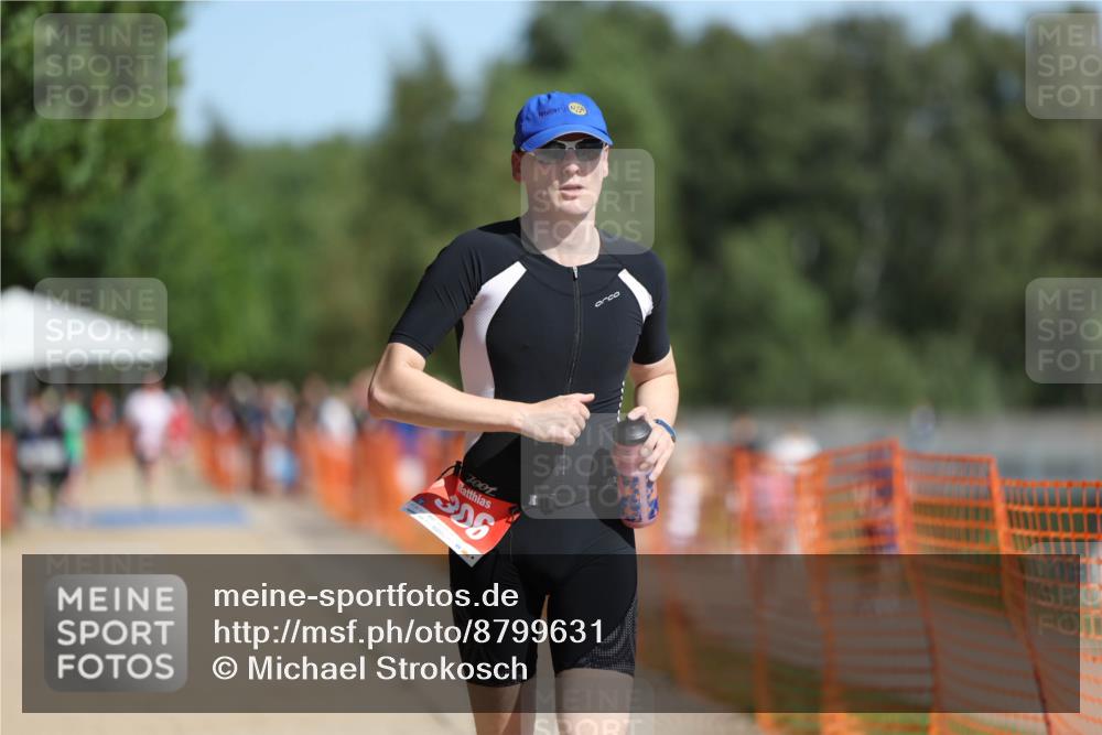 07.09.2025 - 19. Norderstedt Triathlon Michael Strokosch http://msf.ph/oto/8799631 07.09.2025 11:59:54 Laufen 306 meine-sportfotos.de