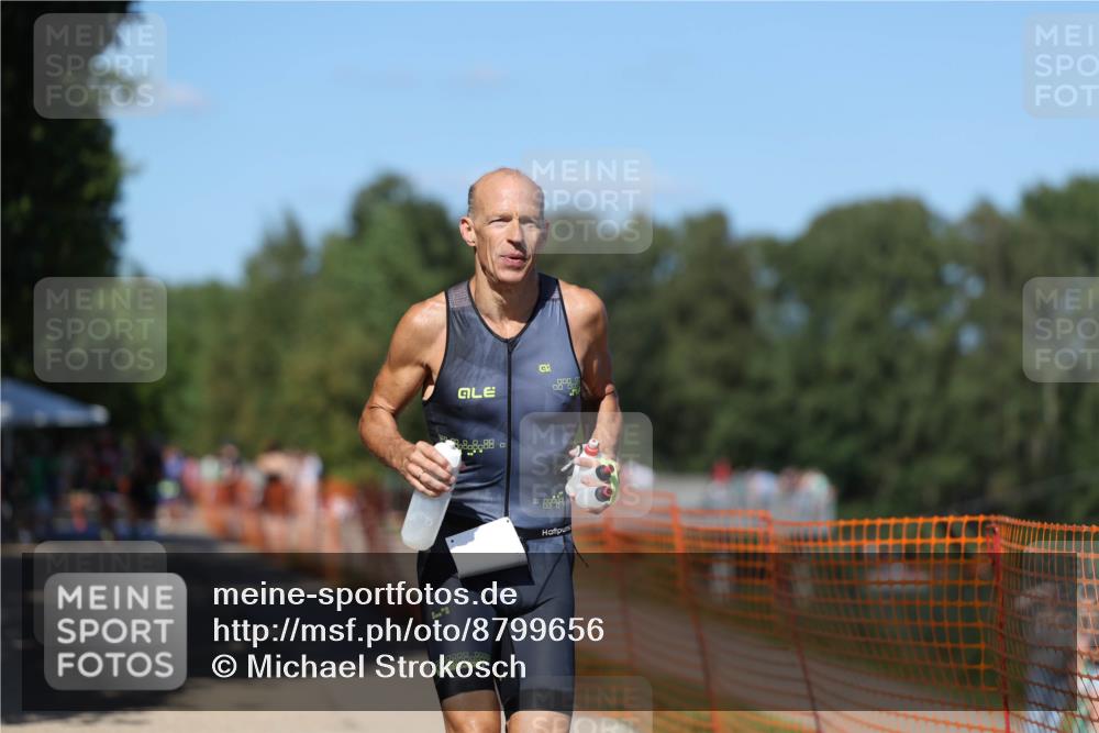 07.09.2025 - 19. Norderstedt Triathlon Michael Strokosch http://msf.ph/oto/8799656 07.09.2025 14:48:23 Laufen 1457 meine-sportfotos.de