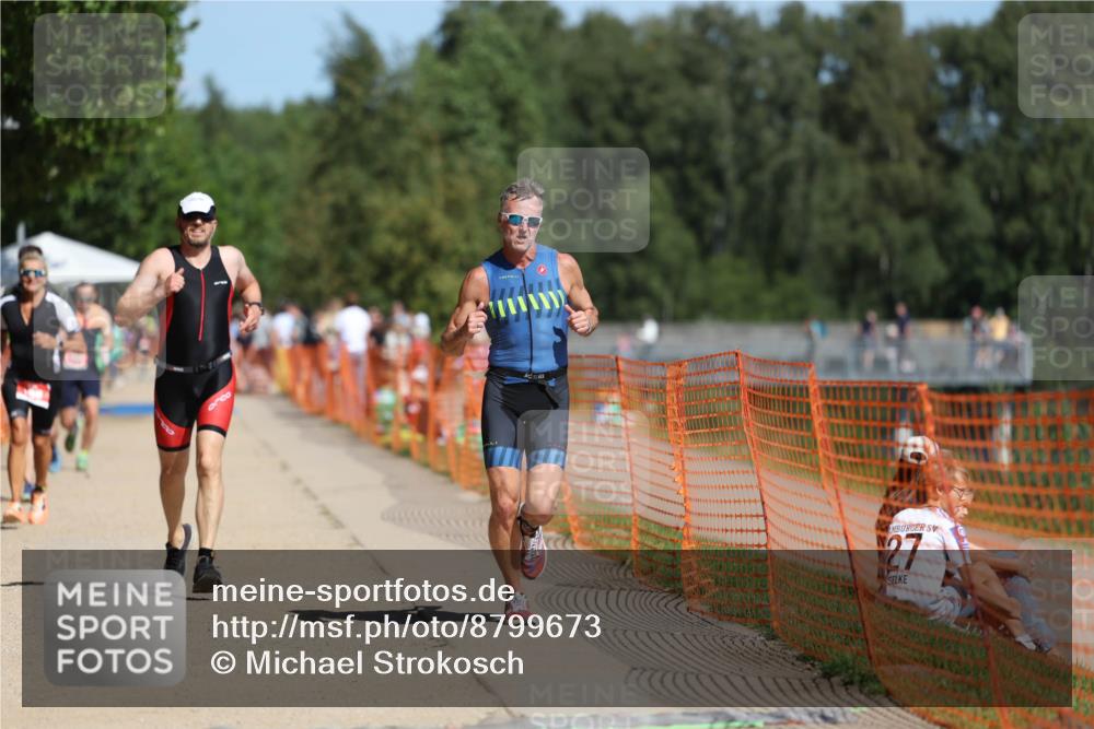 07.09.2025 - 19. Norderstedt Triathlon Michael Strokosch http://msf.ph/oto/8799673 07.09.2025 12:29:30 Laufen 186, 756, 791, 802, 1350 meine-sportfotos.de