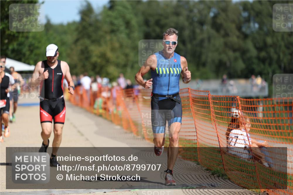 07.09.2025 - 19. Norderstedt Triathlon Michael Strokosch http://msf.ph/oto/8799707 07.09.2025 12:29:31 Laufen 186, 756, 791, 802, 1350, 1351 meine-sportfotos.de