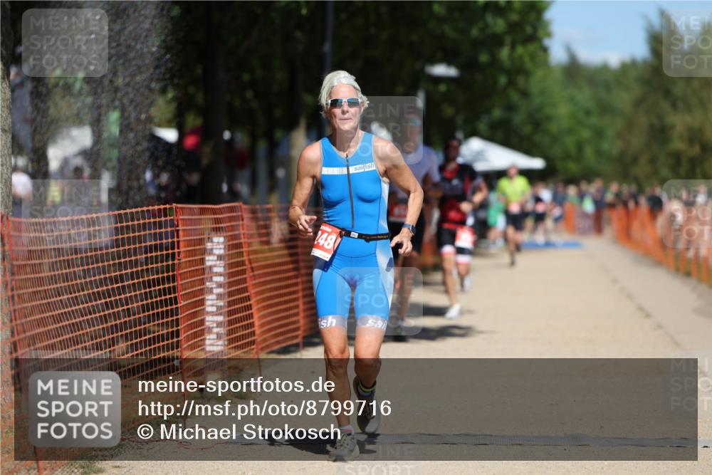 07.09.2025 - 19. Norderstedt Triathlon Michael Strokosch http://msf.ph/oto/8799716 07.09.2025 13:07:19 Laufen 187, 732, 814, 1248 meine-sportfotos.de