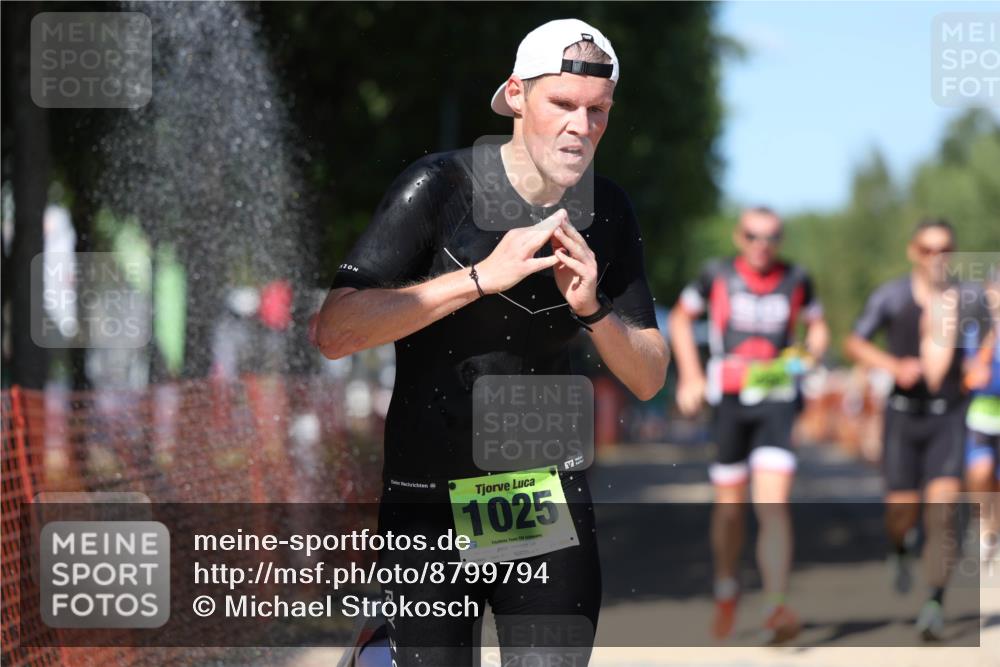 07.09.2025 - 19. Norderstedt Triathlon Michael Strokosch http://msf.ph/oto/8799794 07.09.2025 14:48:39 Laufen 911, 986, 997, 1010, 1025, 1039 meine-sportfotos.de
