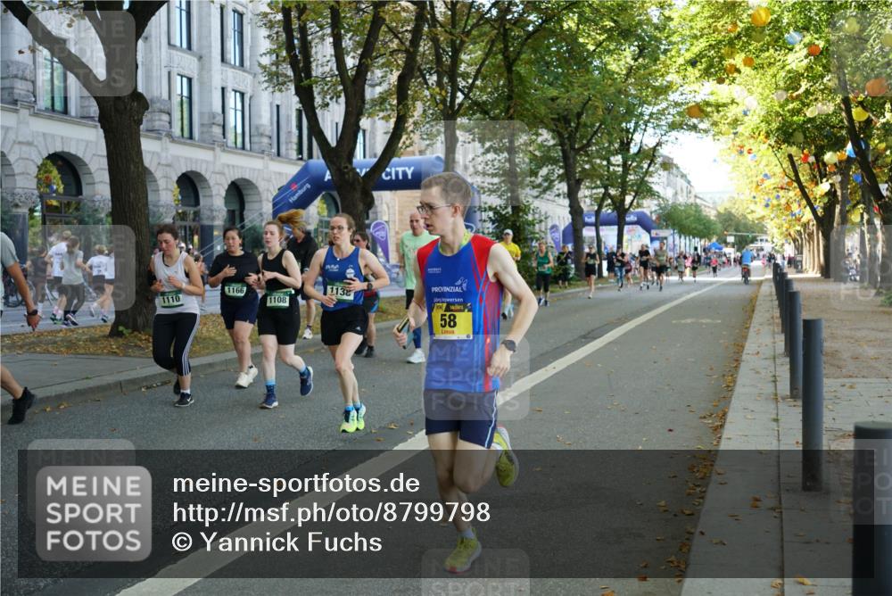 07.09.2025 - BARMER Alsterlauf Yannick Fuchs http://msf.ph/oto/8799798 07.09.2025 11:47:59 Laufen 1110, 1166, 1108, 1138, 58 meine-sportfotos.de
