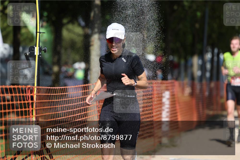 07.09.2025 - 19. Norderstedt Triathlon Michael Strokosch http://msf.ph/oto/8799877 07.09.2025 13:07:29 Laufen 718, 788, 1384 meine-sportfotos.de