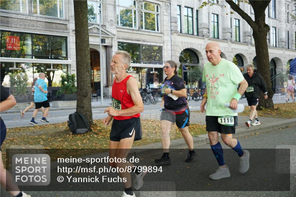 07.09.2025 - BARMER Alsterlauf Yannick Fuchs http://msf.ph/oto/8799894 07.09.2025 11:48:03 Laufen 136, 7025, 1119, 1084 meine-sportfotos.de