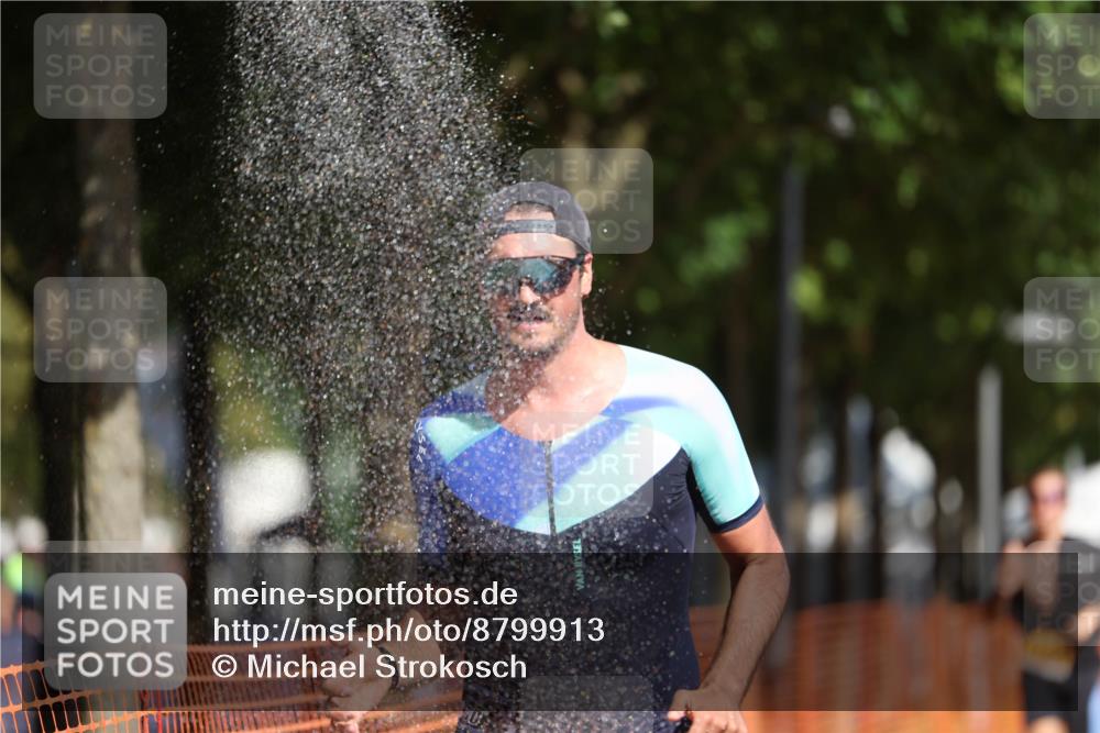 07.09.2025 - 19. Norderstedt Triathlon Michael Strokosch http://msf.ph/oto/8799913 07.09.2025 12:00:26 Laufen 714, 749, 1184 meine-sportfotos.de