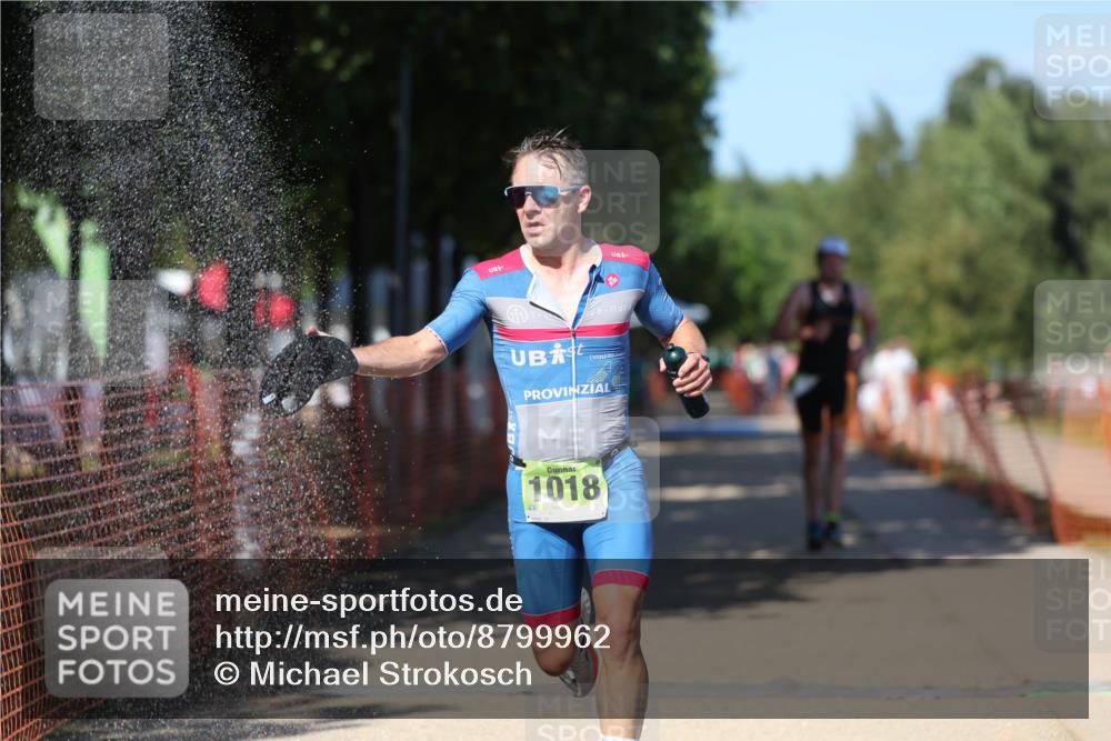 07.09.2025 - 19. Norderstedt Triathlon Michael Strokosch http://msf.ph/oto/8799962 07.09.2025 14:48:53 Laufen 965, 999, 1018 meine-sportfotos.de