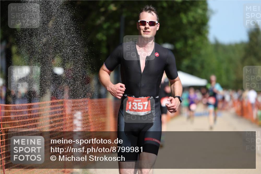 07.09.2025 - 19. Norderstedt Triathlon Michael Strokosch http://msf.ph/oto/8799981 07.09.2025 12:30:00 Laufen 261, 279, 1357 meine-sportfotos.de