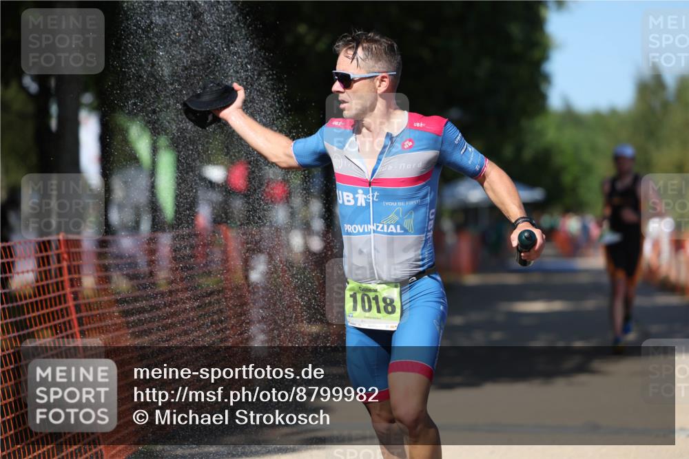 07.09.2025 - 19. Norderstedt Triathlon Michael Strokosch http://msf.ph/oto/8799982 07.09.2025 14:48:54 Laufen 965, 999, 1018 meine-sportfotos.de