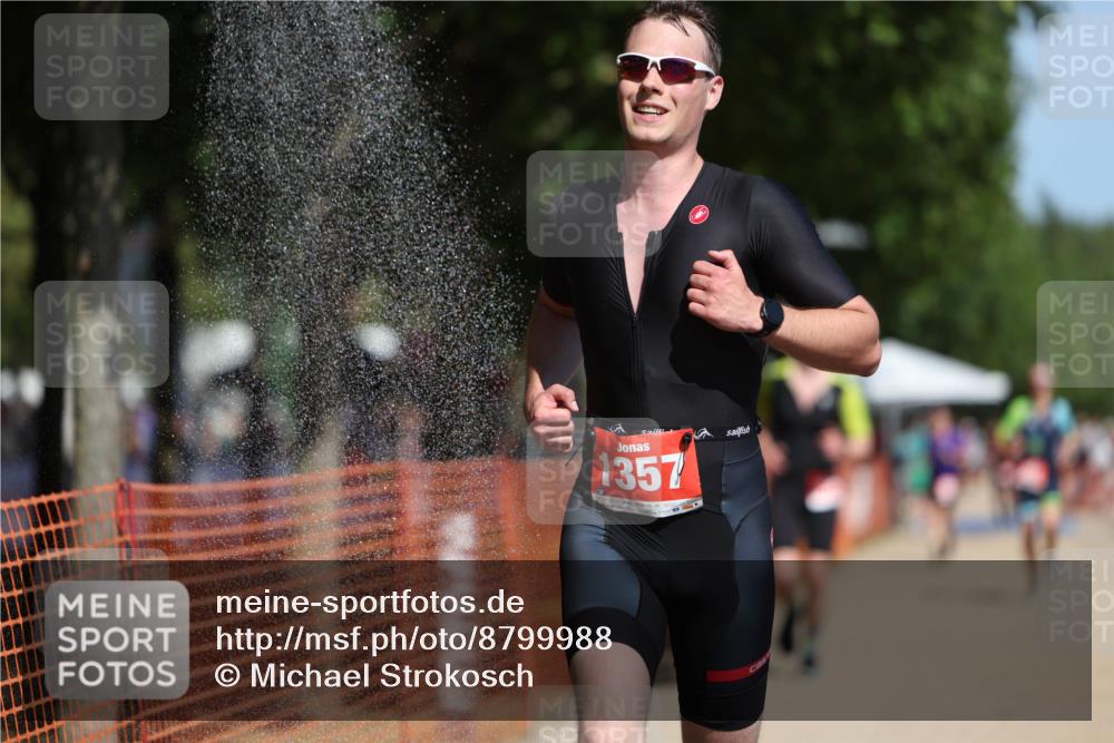 07.09.2025 - 19. Norderstedt Triathlon Michael Strokosch http://msf.ph/oto/8799988 07.09.2025 12:30:00 Laufen 261, 279, 1357 meine-sportfotos.de