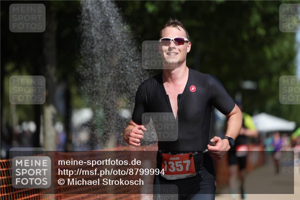 07.09.2025 - 19. Norderstedt Triathlon Michael Strokosch http://msf.ph/oto/8799994 07.09.2025 12:30:00 Laufen 261, 279, 1357 meine-sportfotos.de