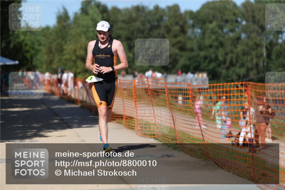 07.09.2025 - 19. Norderstedt Triathlon Michael Strokosch http://msf.ph/oto/8800010 07.09.2025 14:48:56 Laufen 999, 1018 meine-sportfotos.de