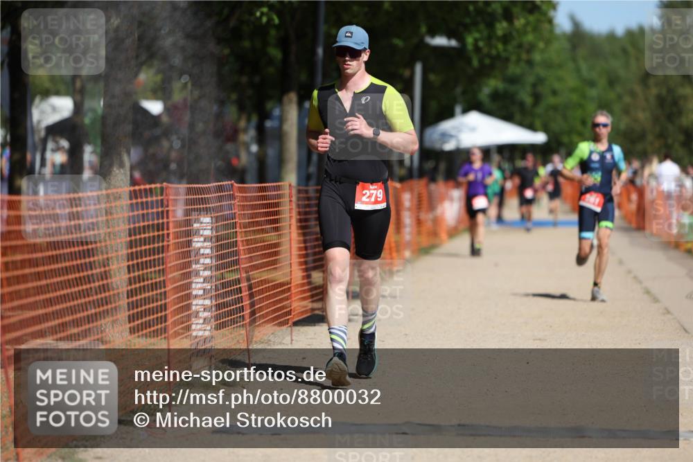 07.09.2025 - 19. Norderstedt Triathlon Michael Strokosch http://msf.ph/oto/8800032 07.09.2025 12:30:02 Laufen 261, 279, 1357 meine-sportfotos.de