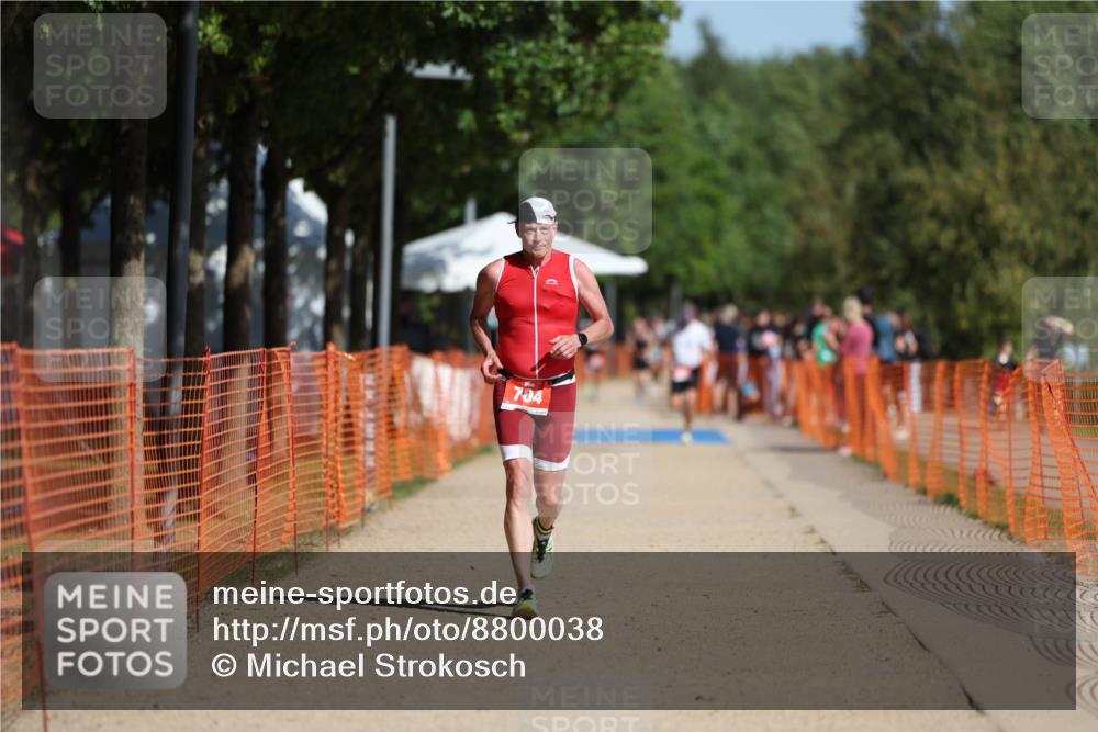 07.09.2025 - 19. Norderstedt Triathlon Michael Strokosch http://msf.ph/oto/8800038 07.09.2025 12:00:37 Laufen 704 meine-sportfotos.de