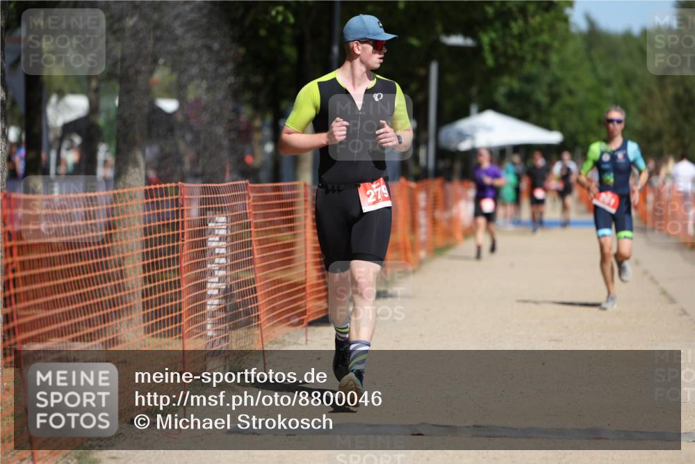 07.09.2025 - 19. Norderstedt Triathlon Michael Strokosch http://msf.ph/oto/8800046 07.09.2025 12:30:03 Laufen 261, 279, 1357 meine-sportfotos.de