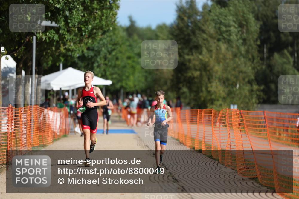 07.09.2025 - 19. Norderstedt Triathlon Michael Strokosch http://msf.ph/oto/8800049 07.09.2025 10:56:46 Laufen 98, 104 meine-sportfotos.de