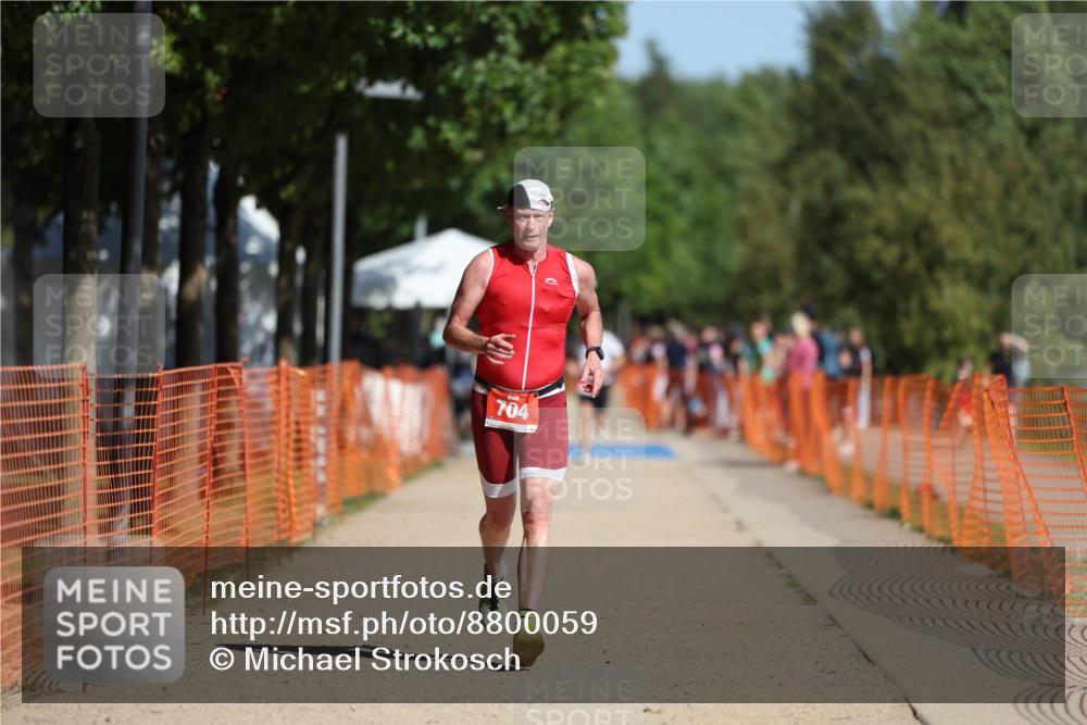 07.09.2025 - 19. Norderstedt Triathlon Michael Strokosch http://msf.ph/oto/8800059 07.09.2025 12:00:39 Laufen 704 meine-sportfotos.de