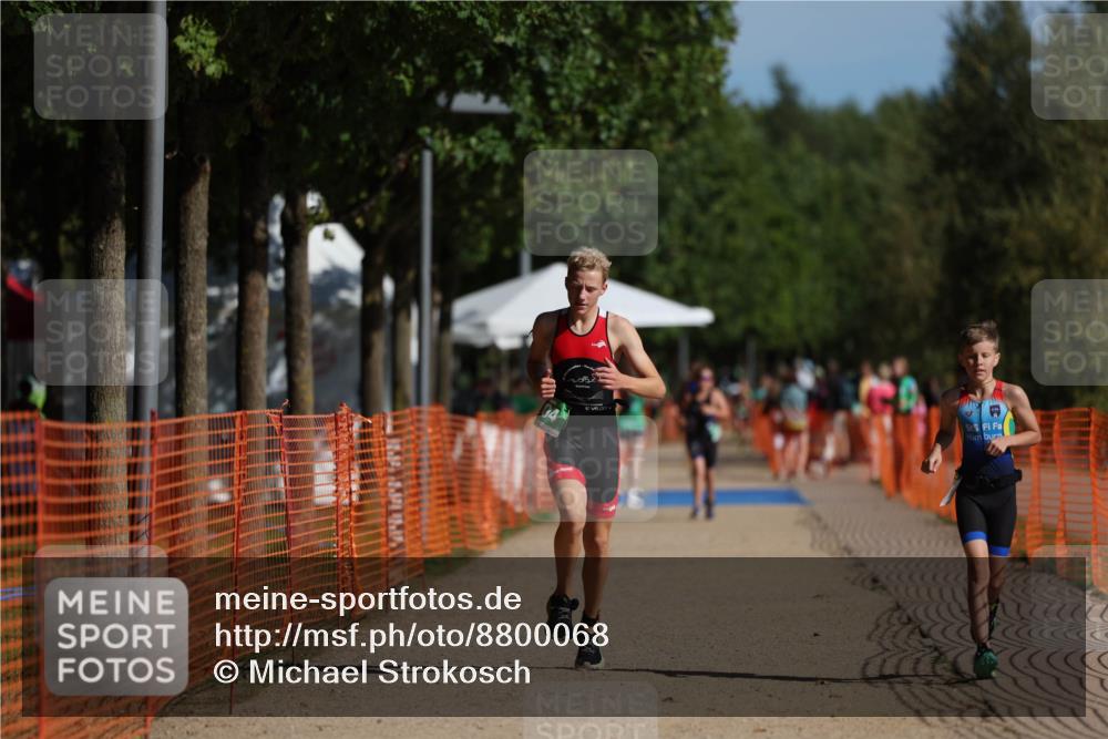 07.09.2025 - 19. Norderstedt Triathlon Michael Strokosch http://msf.ph/oto/8800068 07.09.2025 10:56:48 Laufen 98, 104 meine-sportfotos.de