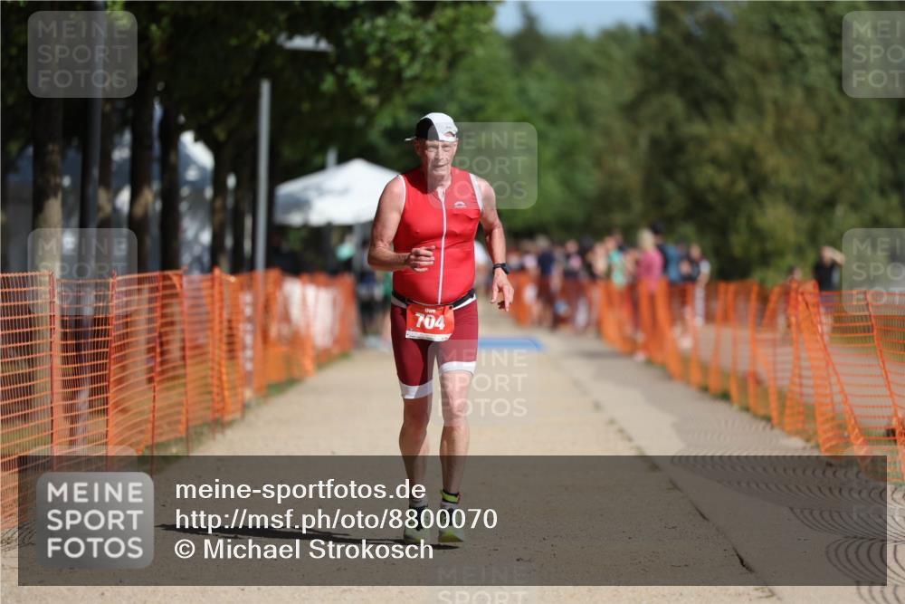 07.09.2025 - 19. Norderstedt Triathlon Michael Strokosch http://msf.ph/oto/8800070 07.09.2025 12:00:39 Laufen 704 meine-sportfotos.de