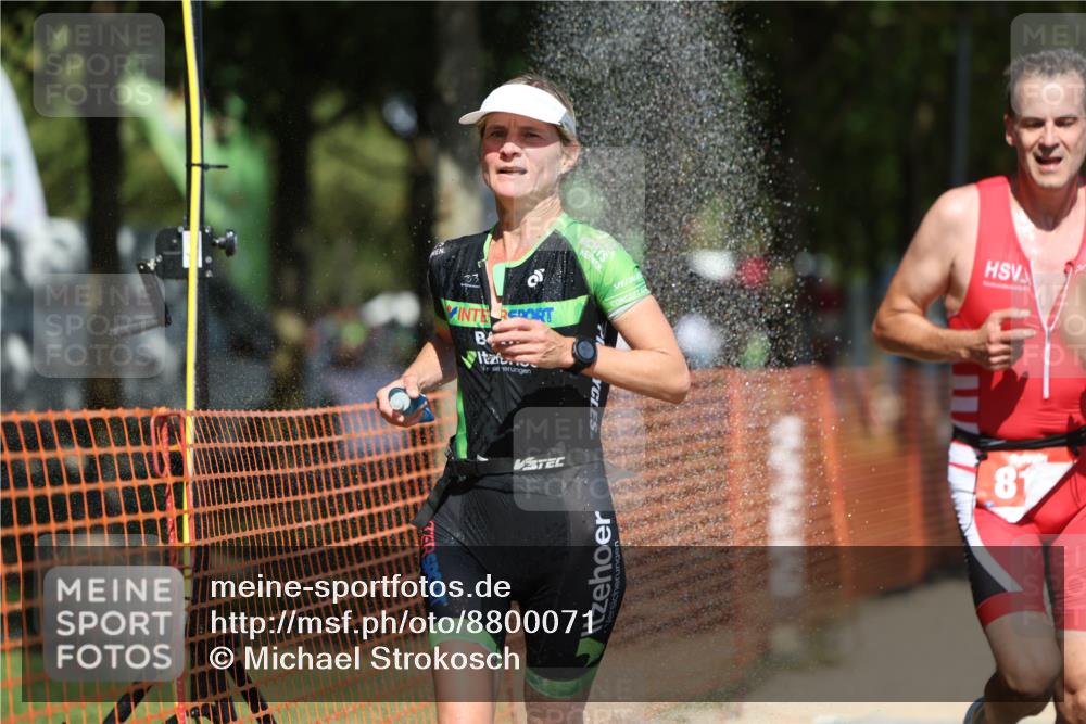 07.09.2025 - 19. Norderstedt Triathlon Michael Strokosch http://msf.ph/oto/8800071 07.09.2025 13:07:43 Laufen 709, 781, 816, 1262 meine-sportfotos.de