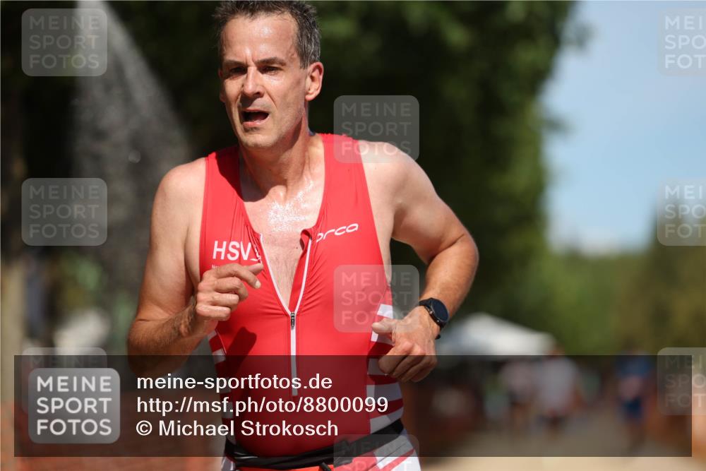 07.09.2025 - 19. Norderstedt Triathlon Michael Strokosch http://msf.ph/oto/8800099 07.09.2025 13:07:44 Laufen 709, 781, 816, 828, 1262 meine-sportfotos.de