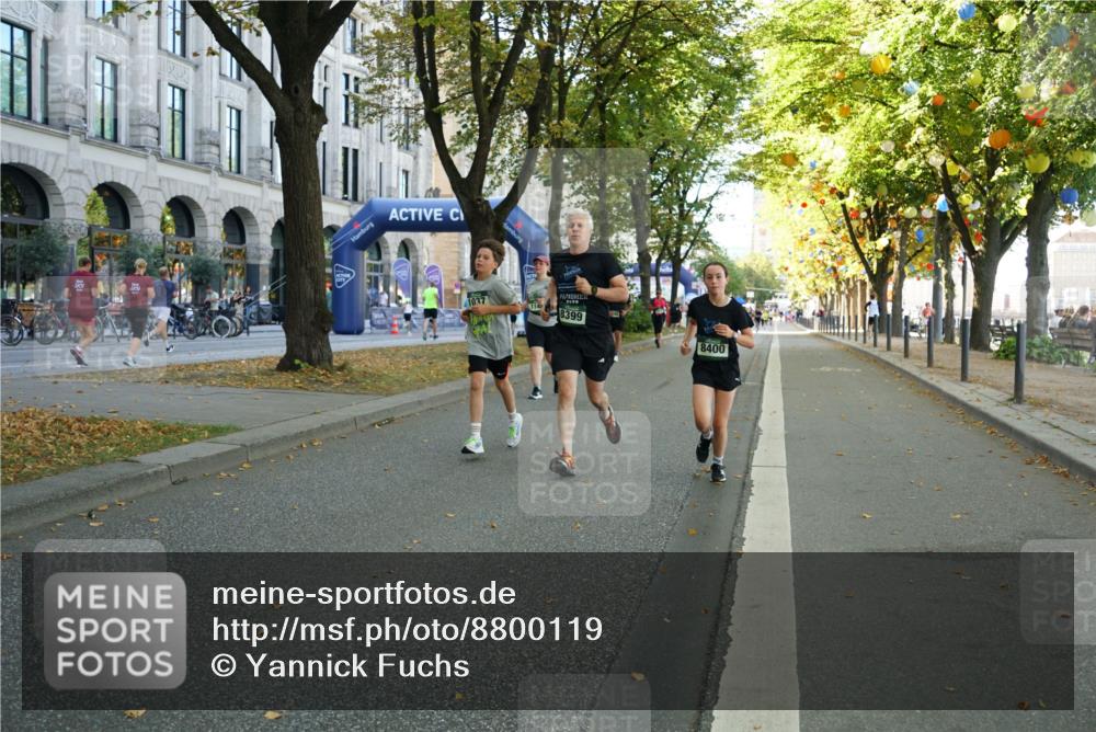 07.09.2025 - BARMER Alsterlauf Yannick Fuchs http://msf.ph/oto/8800119 07.09.2025 11:48:16 Laufen 1037, 114, 8399, 8400 meine-sportfotos.de