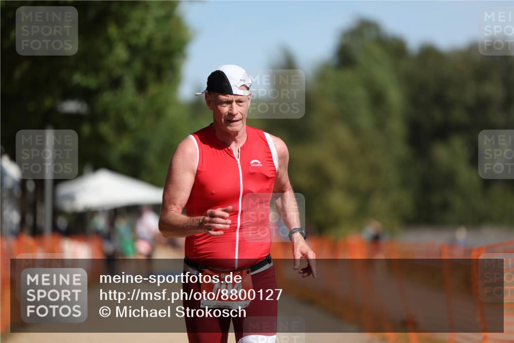 07.09.2025 - 19. Norderstedt Triathlon Michael Strokosch http://msf.ph/oto/8800127 07.09.2025 12:00:42 Laufen 704 meine-sportfotos.de