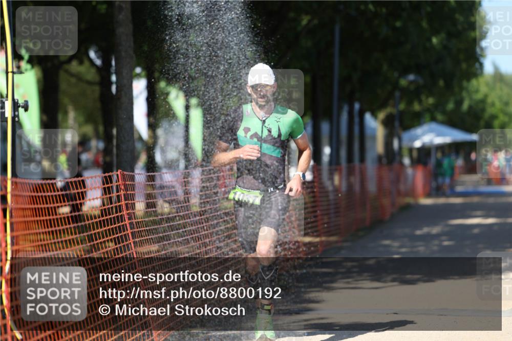07.09.2025 - 19. Norderstedt Triathlon Michael Strokosch http://msf.ph/oto/8800192 07.09.2025 14:49:35 Laufen 1037 meine-sportfotos.de