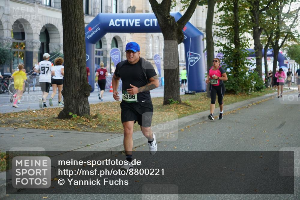07.09.2025 - BARMER Alsterlauf Yannick Fuchs http://msf.ph/oto/8800221 07.09.2025 11:48:21 Laufen 97, 8396, 8394 meine-sportfotos.de