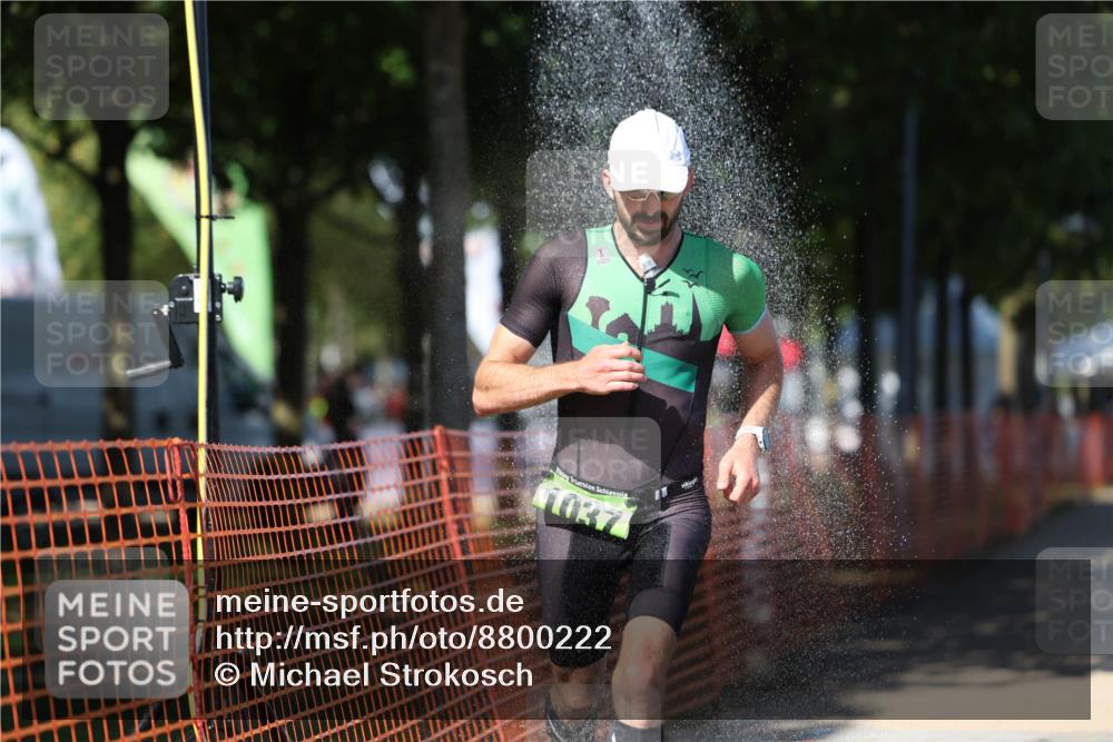 07.09.2025 - 19. Norderstedt Triathlon Michael Strokosch http://msf.ph/oto/8800222 07.09.2025 14:49:36 Laufen 985, 1037 meine-sportfotos.de