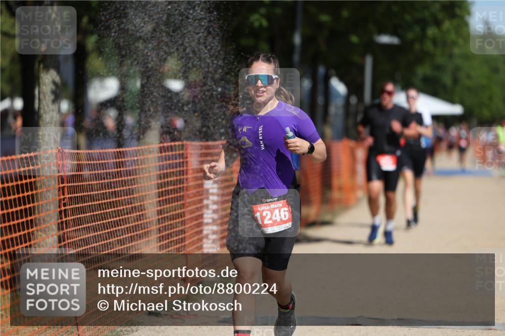 07.09.2025 - 19. Norderstedt Triathlon Michael Strokosch http://msf.ph/oto/8800224 07.09.2025 12:30:14 Laufen 252, 292, 1246 meine-sportfotos.de