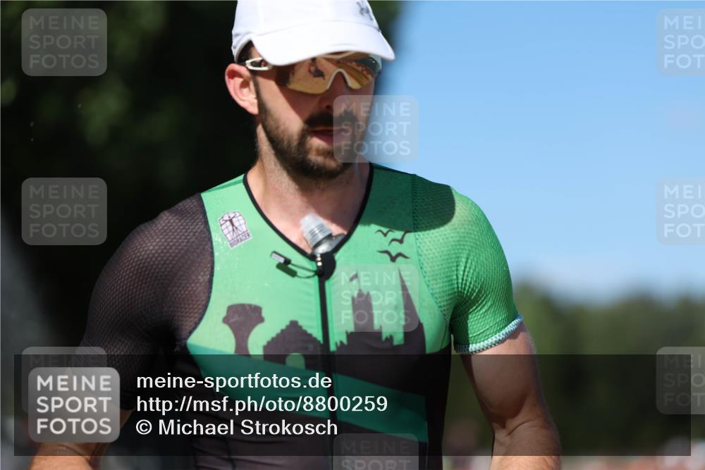 07.09.2025 - 19. Norderstedt Triathlon Michael Strokosch http://msf.ph/oto/8800259 07.09.2025 14:49:37 Laufen 985, 1037 meine-sportfotos.de