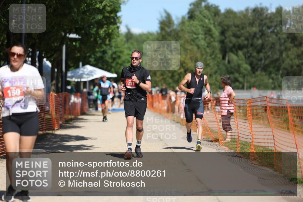 07.09.2025 - 19. Norderstedt Triathlon Michael Strokosch http://msf.ph/oto/8800261 07.09.2025 13:08:03 Laufen 150, 698, 1331 meine-sportfotos.de
