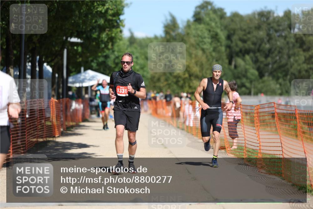 07.09.2025 - 19. Norderstedt Triathlon Michael Strokosch http://msf.ph/oto/8800277 07.09.2025 13:08:03 Laufen 150, 698, 1331 meine-sportfotos.de
