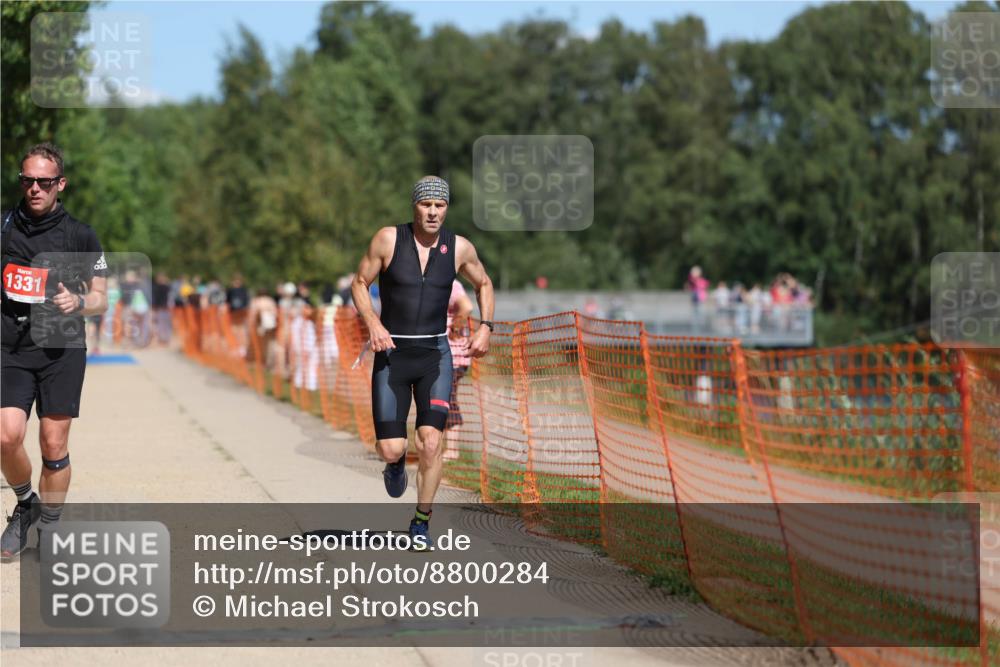 07.09.2025 - 19. Norderstedt Triathlon Michael Strokosch http://msf.ph/oto/8800284 07.09.2025 13:08:04 Laufen 150, 698, 1331 meine-sportfotos.de