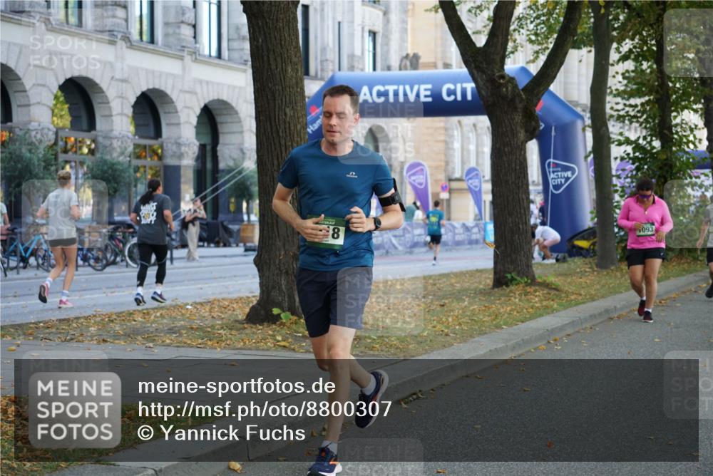 07.09.2025 - BARMER Alsterlauf Yannick Fuchs http://msf.ph/oto/8800307 07.09.2025 11:48:30 Laufen 8, 093 meine-sportfotos.de