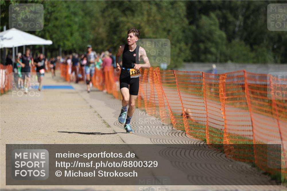 07.09.2025 - 19. Norderstedt Triathlon Michael Strokosch http://msf.ph/oto/8800329 07.09.2025 12:00:57 Laufen 284, 1152 meine-sportfotos.de