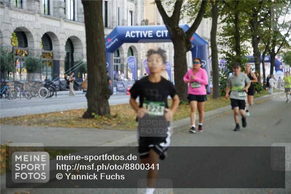07.09.2025 - BARMER Alsterlauf Yannick Fuchs http://msf.ph/oto/8800341 07.09.2025 11:48:32 Laufen 1224 meine-sportfotos.de