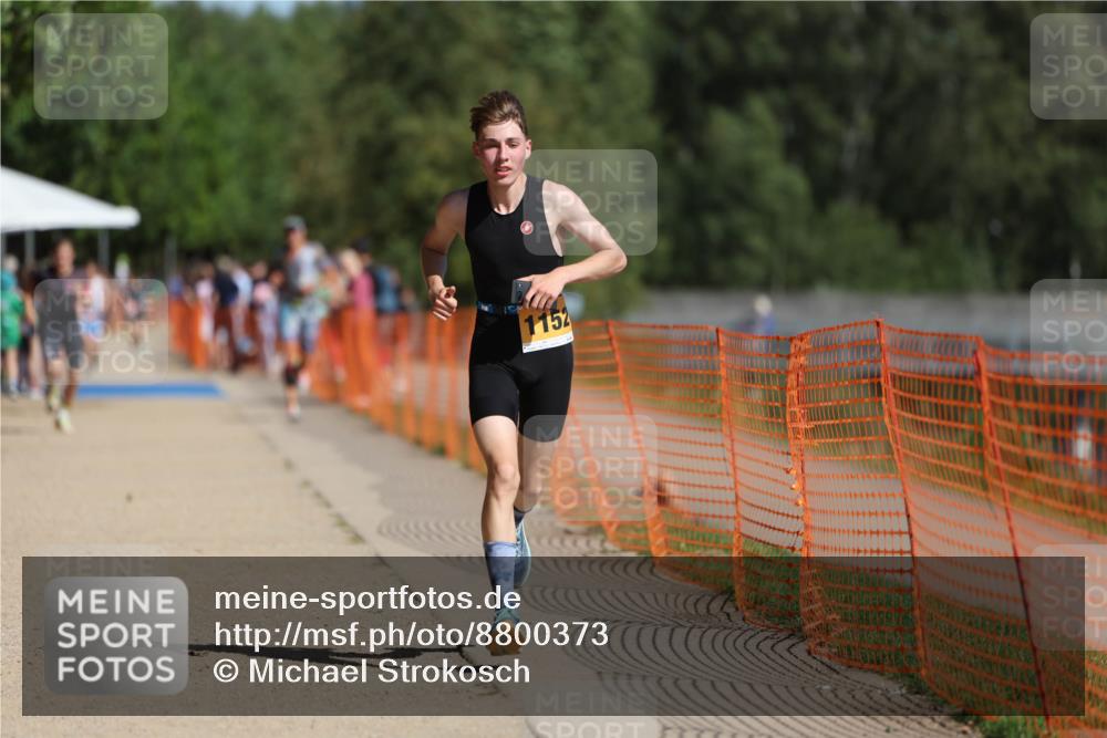 07.09.2025 - 19. Norderstedt Triathlon Michael Strokosch http://msf.ph/oto/8800373 07.09.2025 12:00:58 Laufen 284, 1152 meine-sportfotos.de