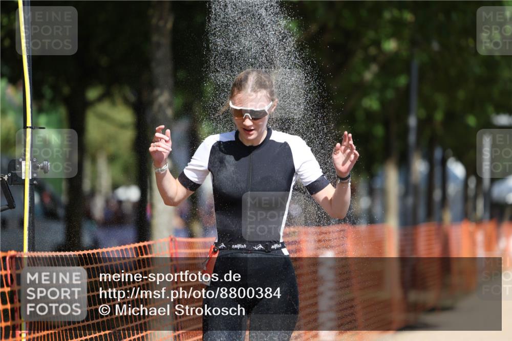 07.09.2025 - 19. Norderstedt Triathlon Michael Strokosch http://msf.ph/oto/8800384 07.09.2025 12:30:21 Laufen 252, 292 meine-sportfotos.de
