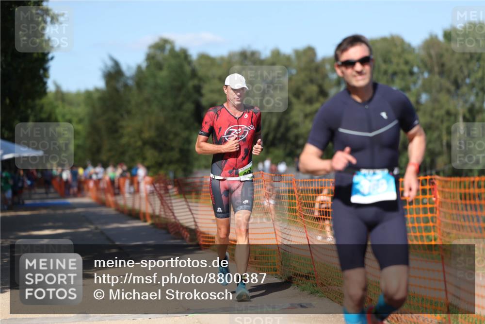 07.09.2025 - 19. Norderstedt Triathlon Michael Strokosch http://msf.ph/oto/8800387 07.09.2025 14:50:20 Laufen 369, 960 meine-sportfotos.de