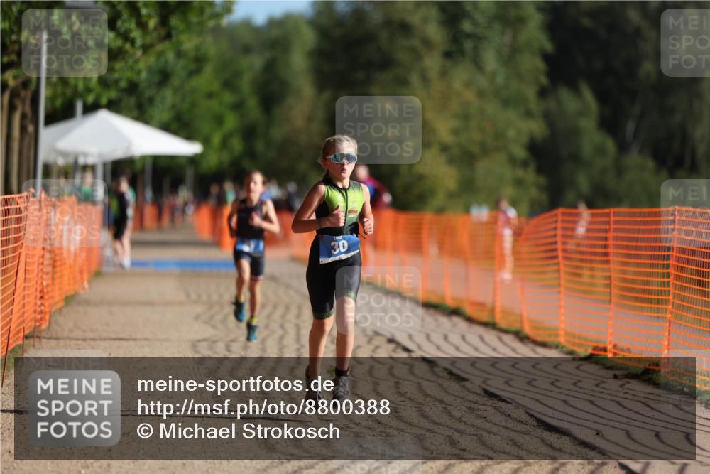 07.09.2025 - 19. Norderstedt Triathlon Michael Strokosch http://msf.ph/oto/8800388 07.09.2025 09:14:04 Laufen 30, 51 meine-sportfotos.de