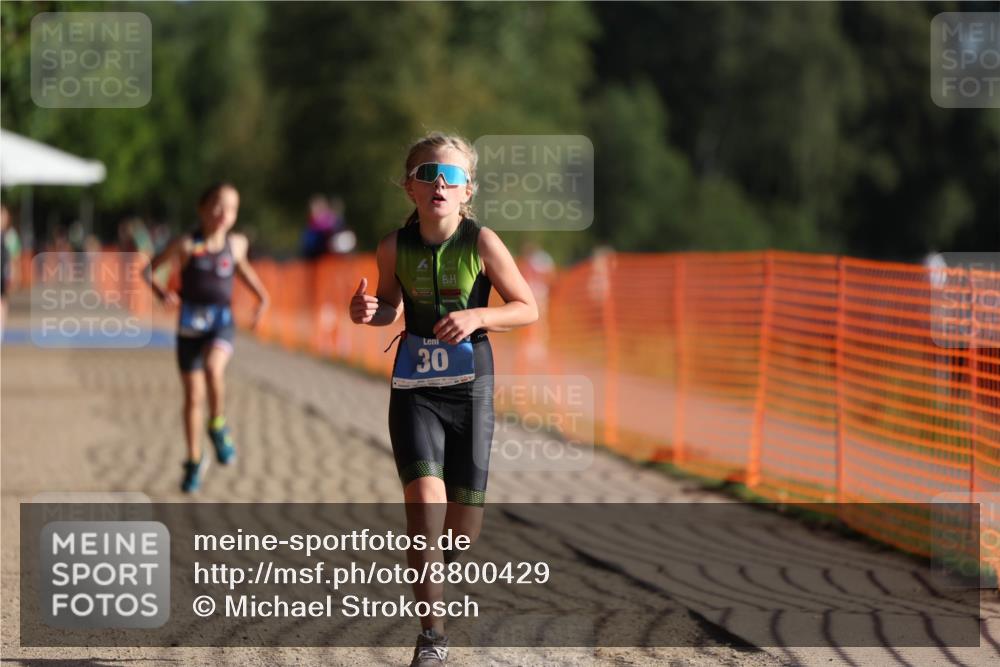 07.09.2025 - 19. Norderstedt Triathlon Michael Strokosch http://msf.ph/oto/8800429 07.09.2025 09:14:06 Laufen 30, 51 meine-sportfotos.de