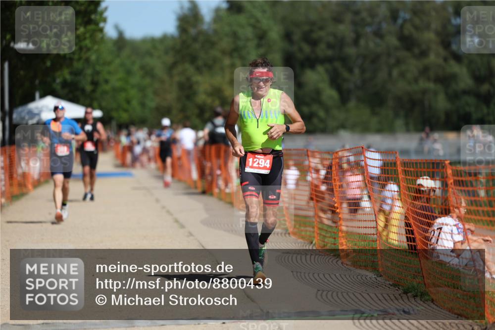 07.09.2025 - 19. Norderstedt Triathlon Michael Strokosch http://msf.ph/oto/8800439 07.09.2025 12:30:30 Laufen 303, 1294 meine-sportfotos.de