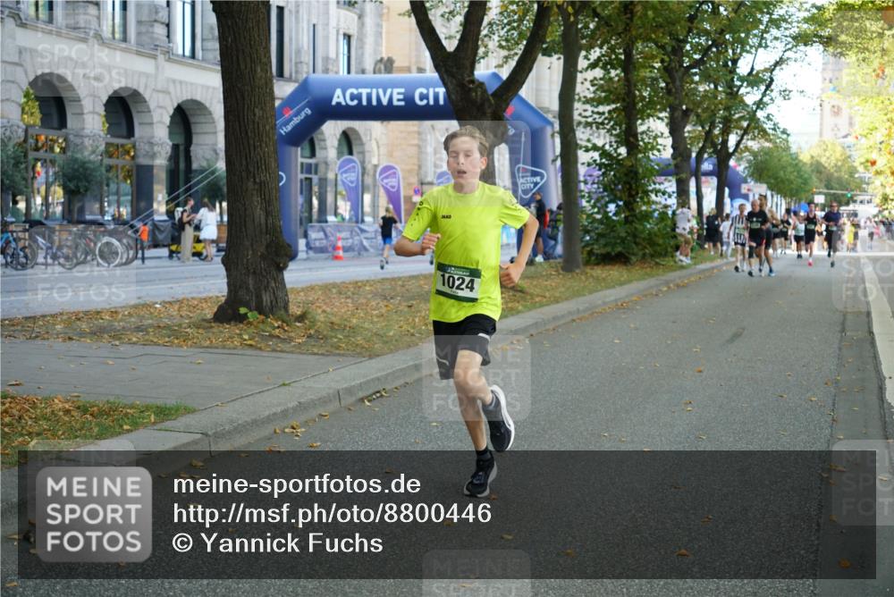 07.09.2025 - BARMER Alsterlauf Yannick Fuchs http://msf.ph/oto/8800446 07.09.2025 11:48:38 Laufen 1024 meine-sportfotos.de