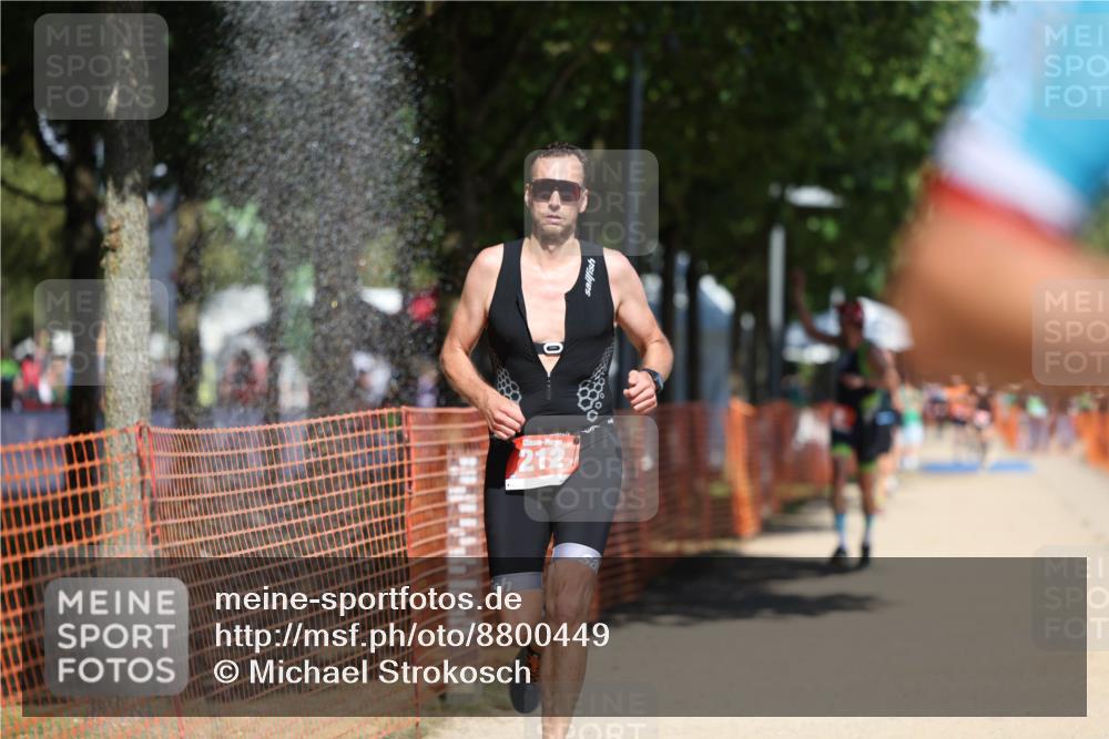 07.09.2025 - 19. Norderstedt Triathlon Michael Strokosch http://msf.ph/oto/8800449 07.09.2025 13:08:16 Laufen 167, 205, 212, 249 meine-sportfotos.de