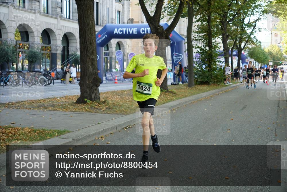 07.09.2025 - BARMER Alsterlauf Yannick Fuchs http://msf.ph/oto/8800454 07.09.2025 11:48:38 Laufen 1024 meine-sportfotos.de